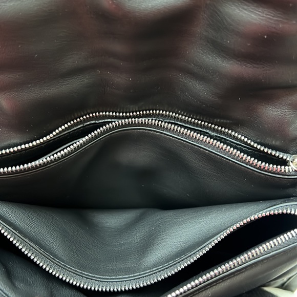 Ferragamo Viva Studded Bow Bag Authentic - Picture 11 of 17